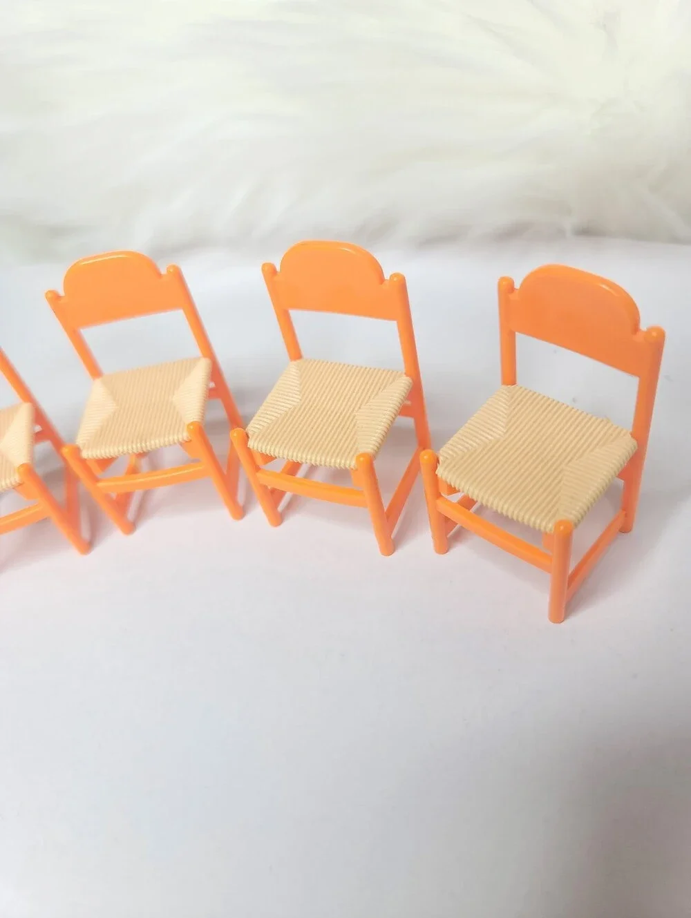 Tomy vintage chair